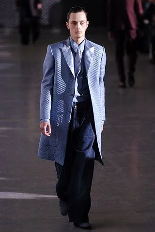 Look 25